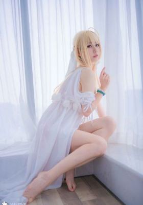 秋霞乱理